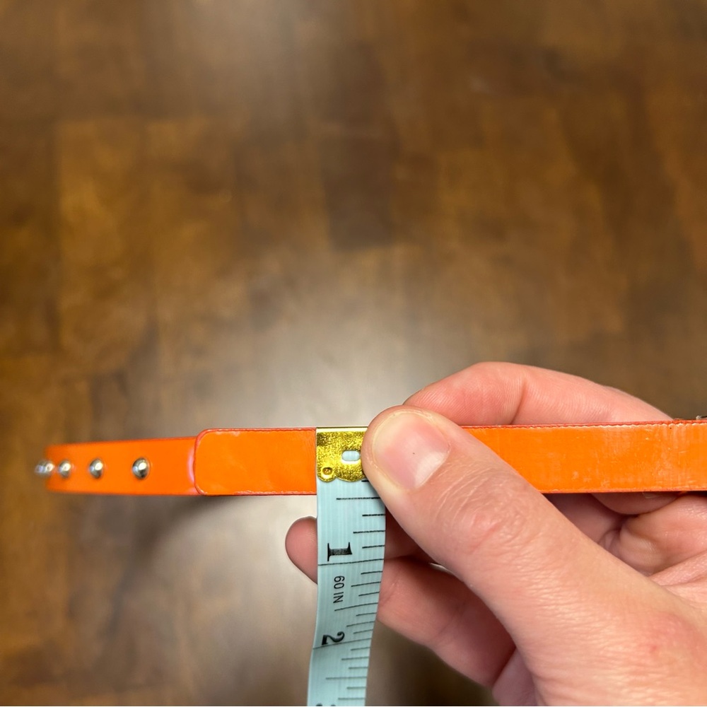 MICHEAL KORS Orange belt with silver studs 5 holes 1/2 inch thick Size S - Picture 9 of 9
